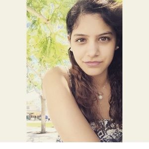 Meet your Posher, Lynn